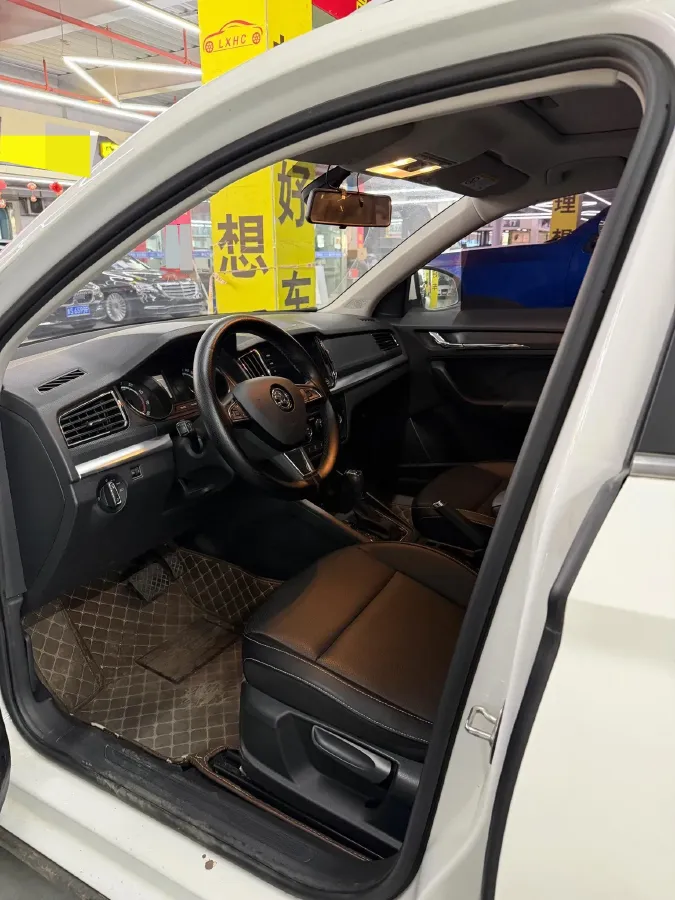 2021 Skoda Kamiq 1.5L 112HP L4 6AT,autocango,china used car exporter,china ev exporter,chinese used car exporter,chinese used ev exporter