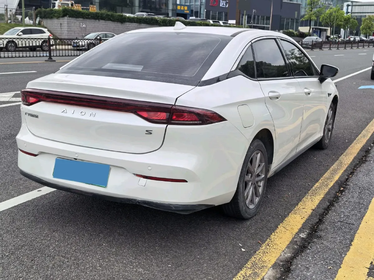 2022 Aion S BEV 60KWH,autocango,china used car exporter,china ev exporter,chinese used car exporter,chinese used ev exporter