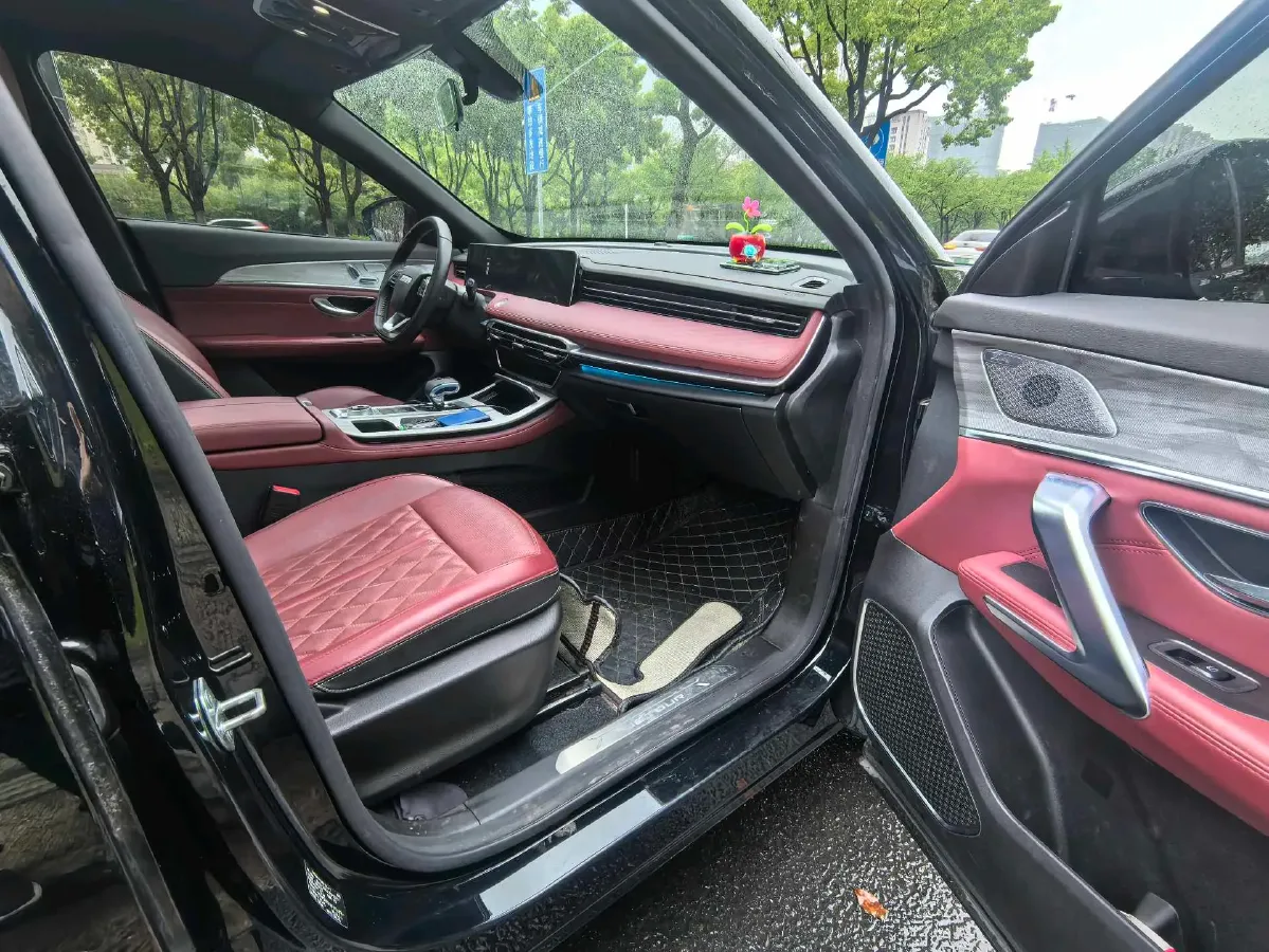 2025 Jetour X70 Plus 1.5T 184HP L4 7DCT,autocango,china used car exporter,china ev exporter,chinese used car exporter,chinese used ev exporter