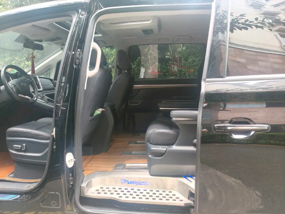 2023 GAC Trumpchi M8 2.0T 252HP L4 8AT,autocango,china used car exporter,china ev exporter,chinese used car exporter,chinese used ev exporter