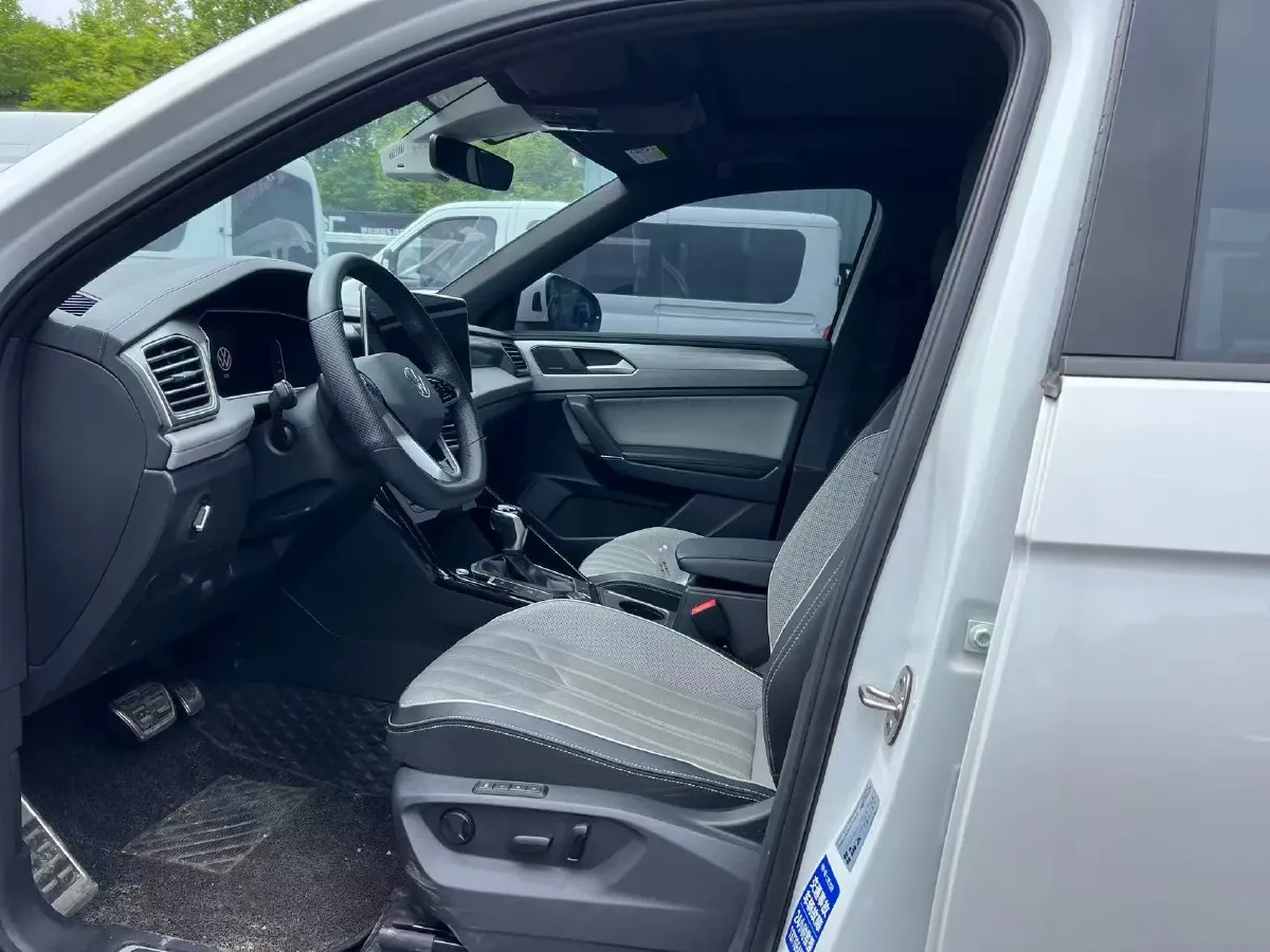 2023 Volkswagen Tayron 2.0T 220HP L4 7DCT,autocango,china used car exporter,china ev exporter,chinese used car exporter,chinese used ev exporter