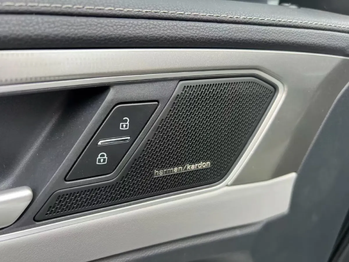 2023 Volkswagen Tayron 2.0T 220HP L4 7DCT,autocango,china used car exporter,china ev exporter,chinese used car exporter,chinese used ev exporter