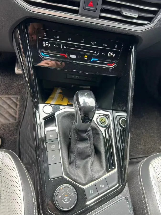 2023 Volkswagen Tayron 2.0T 220HP L4 7DCT,autocango,china used car exporter,china ev exporter,chinese used car exporter,chinese used ev exporter