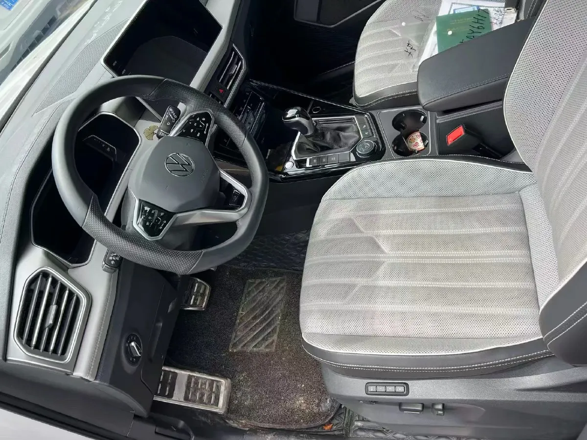 2023 Volkswagen Tayron 2.0T 220HP L4 7DCT,autocango,china used car exporter,china ev exporter,chinese used car exporter,chinese used ev exporter