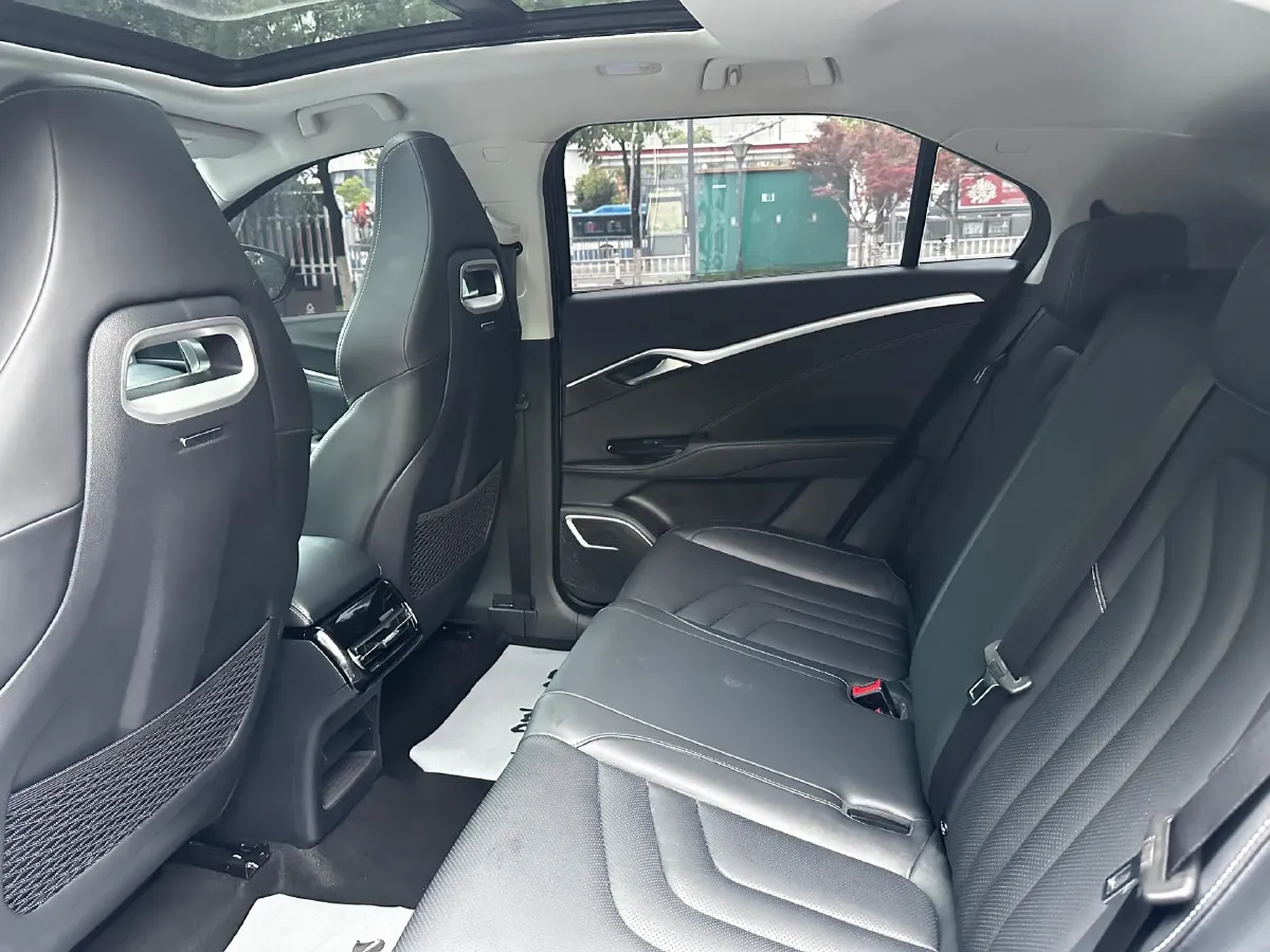 2022 GAC Trumpchi GS4 Plus 2.0T 252HP L4 6AT,autocango,china used car exporter,china ev exporter,chinese used car exporter,chinese used ev exporter