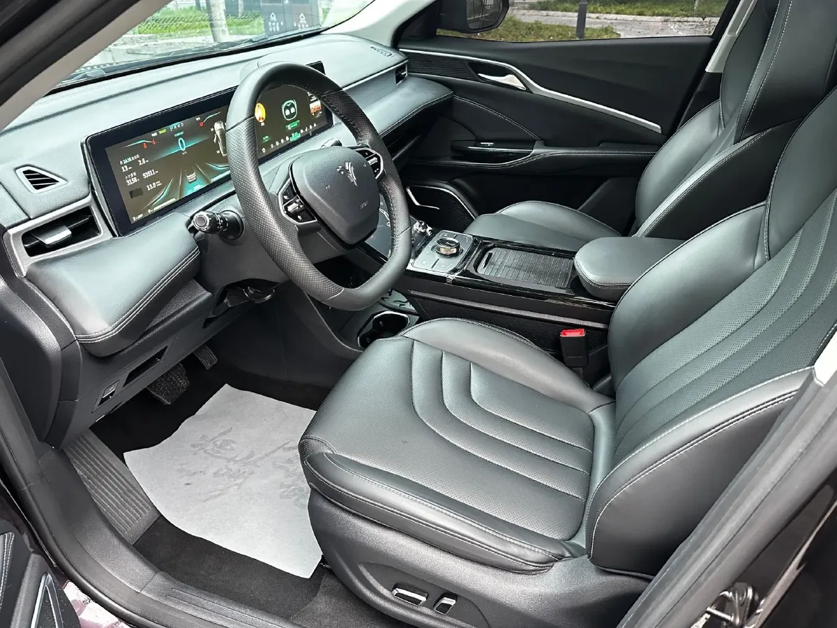 2022 GAC Trumpchi GS4 Plus 2.0T 252HP L4 6AT,autocango,china used car exporter,china ev exporter,chinese used car exporter,chinese used ev exporter