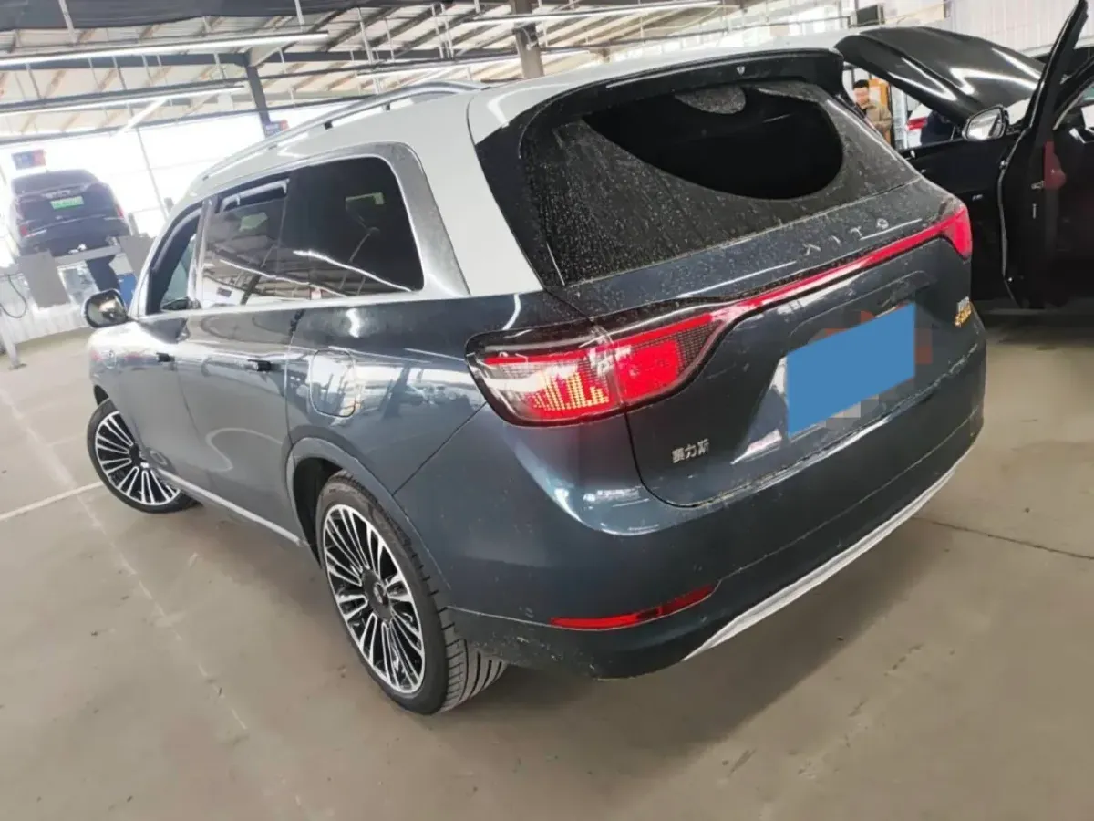 2024 AITO AITO M9 1.5T 152HP L4 REEV 42KWH,autocango,china used car exporter,china ev exporter,chinese used car exporter,chinese used ev exporter