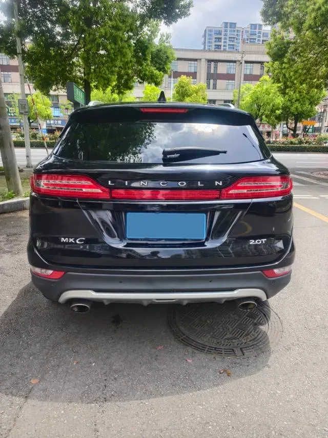 2017 Lincoln MKC 2.0T 203HP L4 6AT,autocango,china used car exporter,china ev exporter,chinese used car exporter,chinese used ev exporter