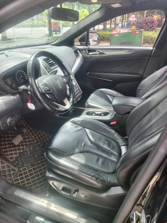 2017 Lincoln MKC 2.0T 203HP L4 6AT,autocango,china used car exporter,china ev exporter,chinese used car exporter,chinese used ev exporter