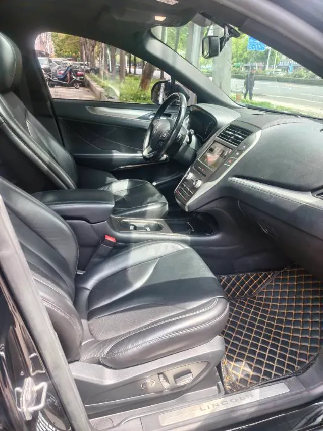 2017 Lincoln MKC 2.0T 203HP L4 6AT,autocango,china used car exporter,china ev exporter,chinese used car exporter,chinese used ev exporter