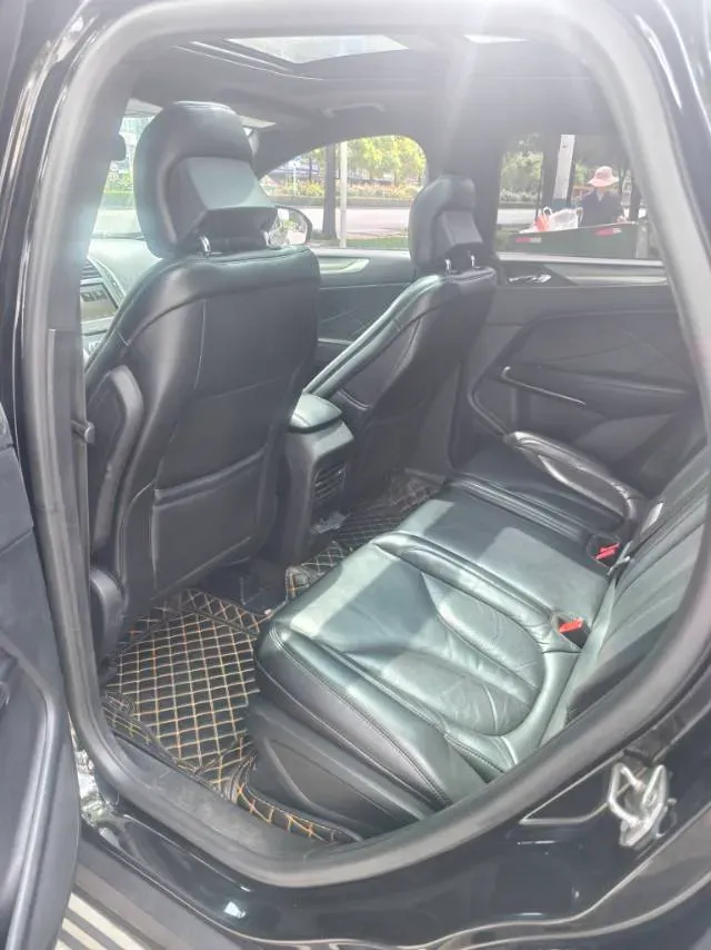 2017 Lincoln MKC 2.0T 203HP L4 6AT,autocango,china used car exporter,china ev exporter,chinese used car exporter,chinese used ev exporter