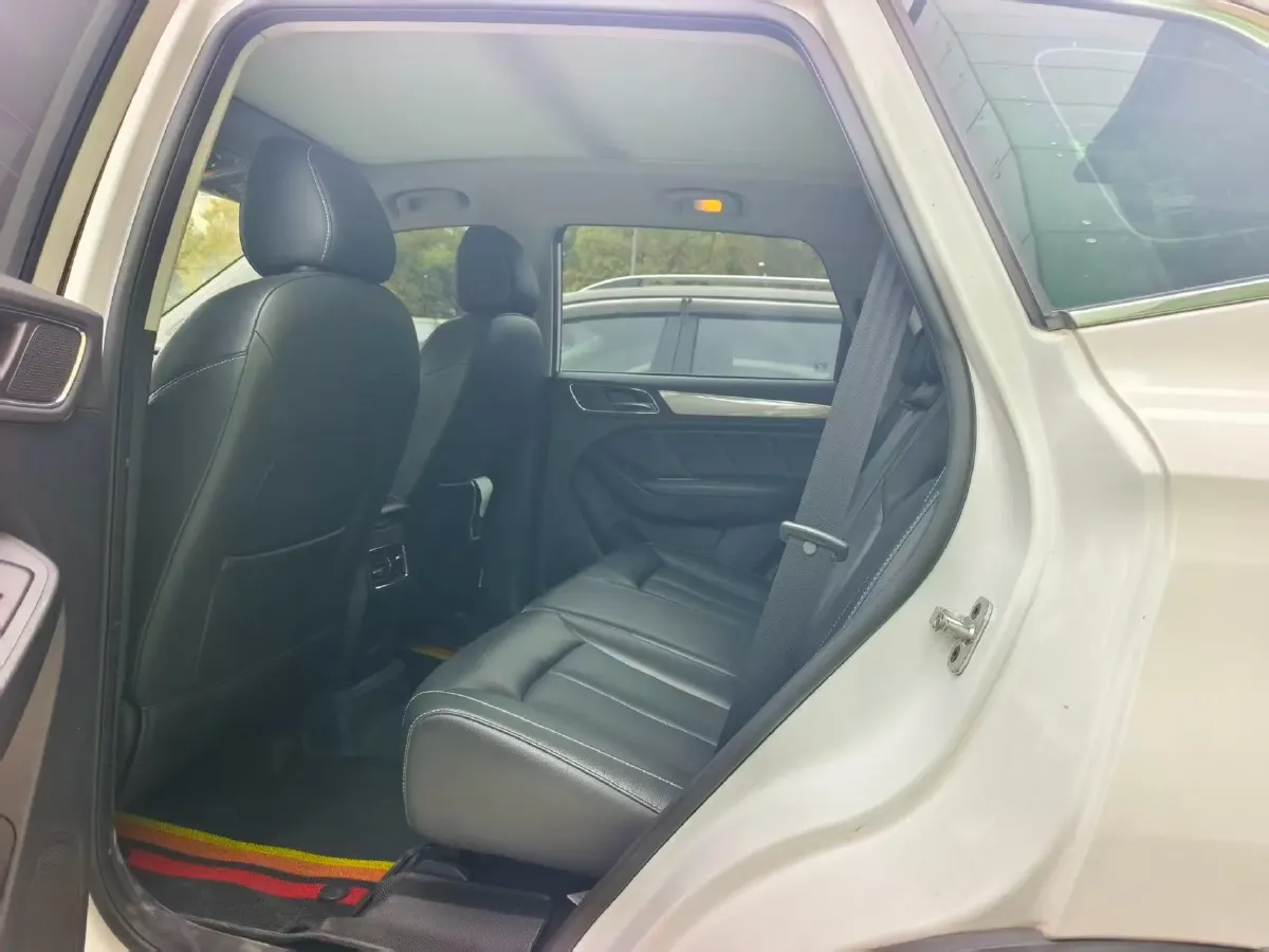 2018 Roewe RX5 1.5T 169HP L4 7DCT,autocango,china used car exporter,china ev exporter,chinese used car exporter,chinese used ev exporter