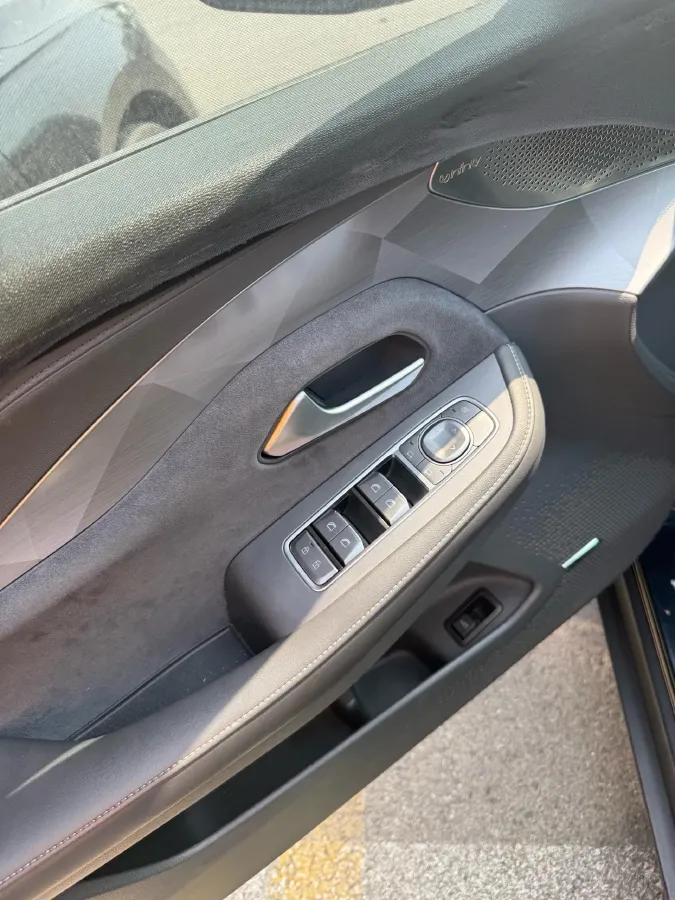 2025 ARCFOX αS6 BEV,autocango,china used car exporter,china ev exporter,chinese used car exporter,chinese used ev exporter