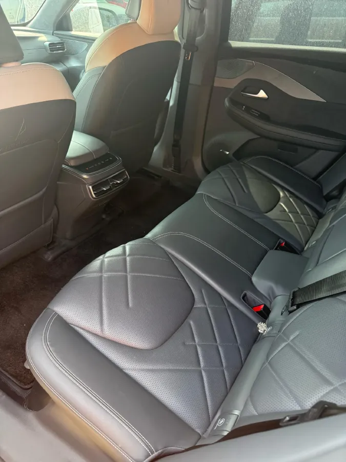 2025 ARCFOX αS6 BEV,autocango,china used car exporter,china ev exporter,chinese used car exporter,chinese used ev exporter