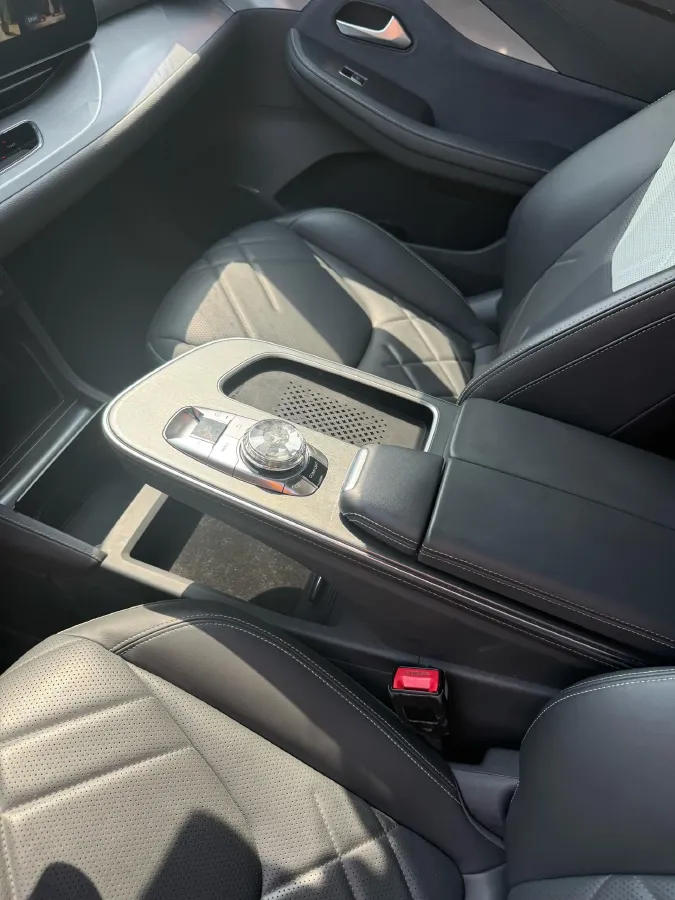 2025 ARCFOX αS6 BEV,autocango,china used car exporter,china ev exporter,chinese used car exporter,chinese used ev exporter