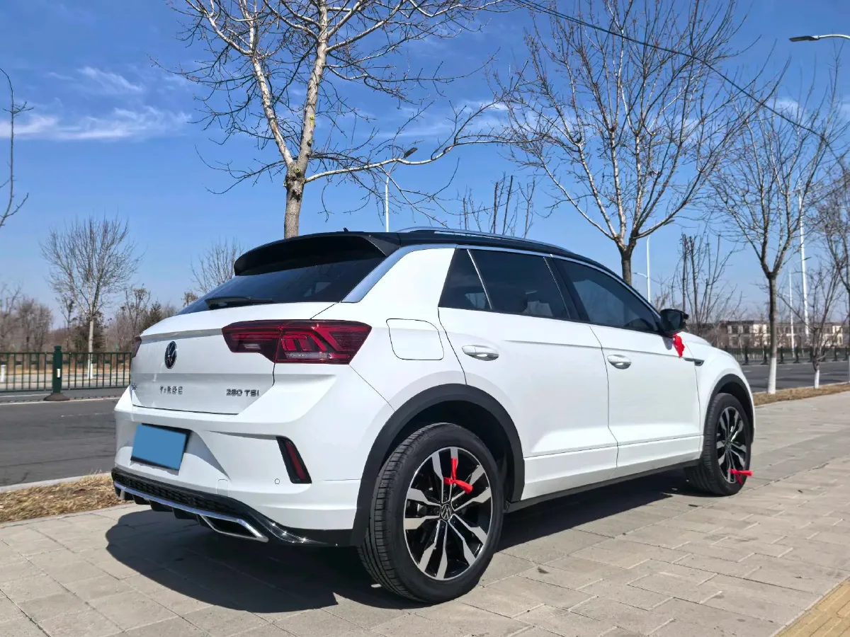 2022 Volkswagen T-Roc 1.4T 150HP L4 7DCT,autocango,china used car exporter,china ev exporter,chinese used car exporter,chinese used ev exporter