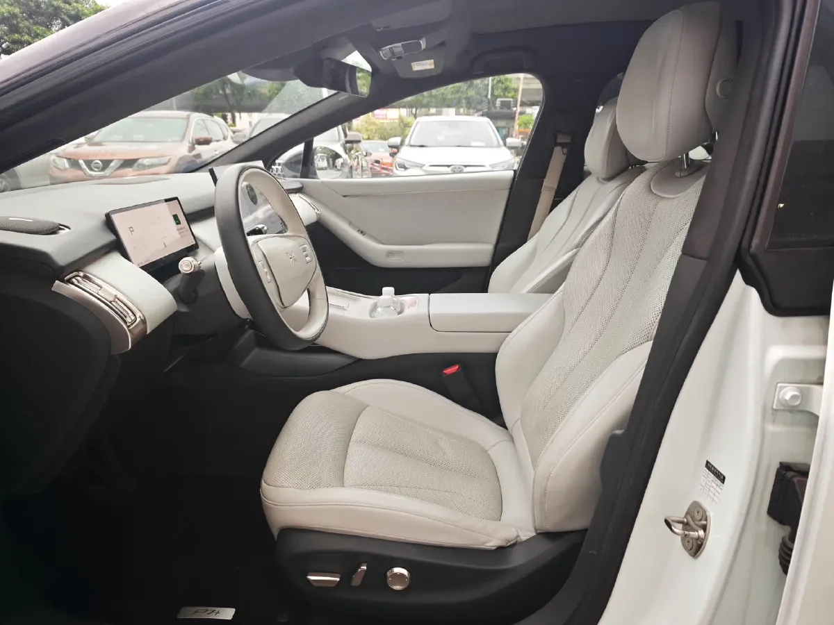 2024 Xpeng P7+ BEV 60.7KWH,autocango,china used car exporter,china ev exporter,chinese used car exporter,chinese used ev exporter