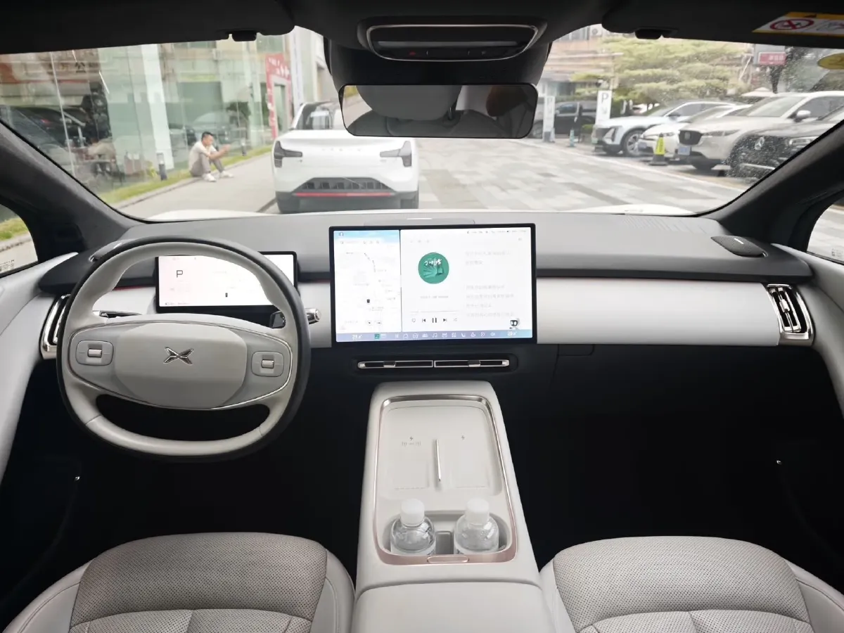 2024 Xpeng P7+ BEV 60.7KWH,autocango,china used car exporter,china ev exporter,chinese used car exporter,chinese used ev exporter