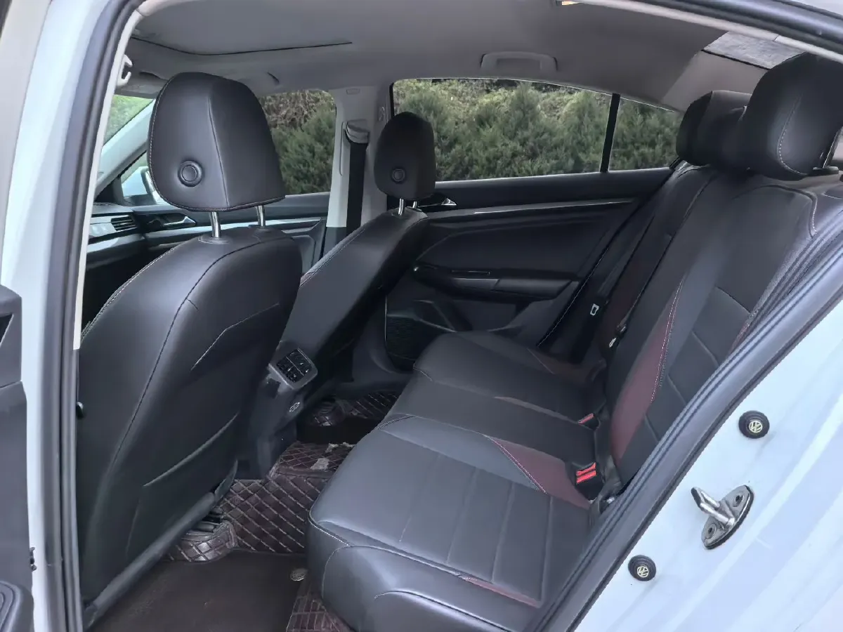 2021 Volkswagen Bora 1.5L 113HP L4 6AT,autocango,china used car exporter,china ev exporter,chinese used car exporter,chinese used ev exporter