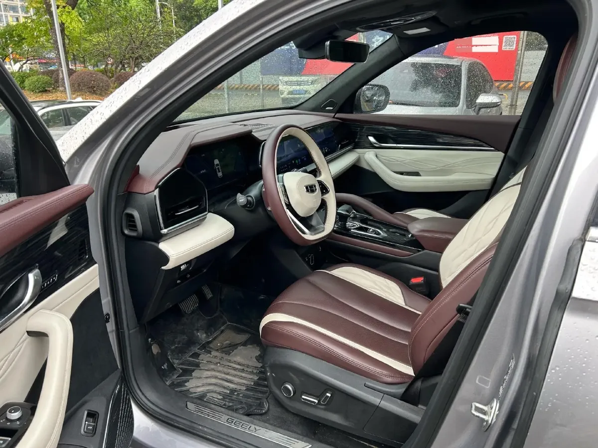 2021 Geely Monjaro 2.0T 238HP L4 8AT,autocango,china used car exporter,china ev exporter,chinese used car exporter,chinese used ev exporter