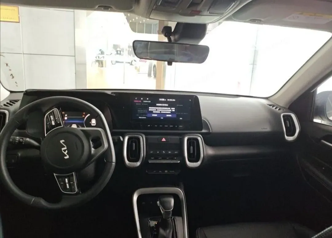 2024 Kia Sonet 1.5L 115HP L4 CVT,autocango,china used car exporter,china ev exporter,chinese used car exporter,chinese used ev exporter