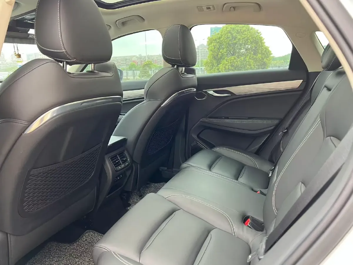 2019 Geely Tugella 2.0T 238HP L4 8AT,autocango,china used car exporter,china ev exporter,chinese used car exporter,chinese used ev exporter