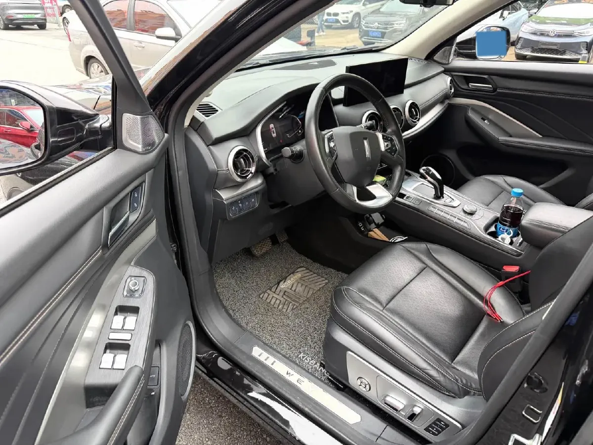 2021 WEY VV6 2.0T 227HP L4 7DCT,autocango,china used car exporter,china ev exporter,chinese used car exporter,chinese used ev exporter