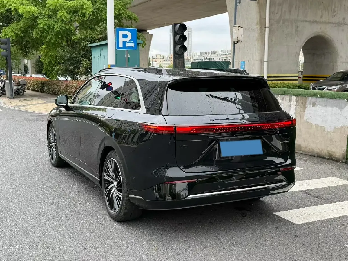 2024 Xpeng G9 BEV 98KWH,autocango,china used car exporter,china ev exporter,chinese used car exporter,chinese used ev exporter