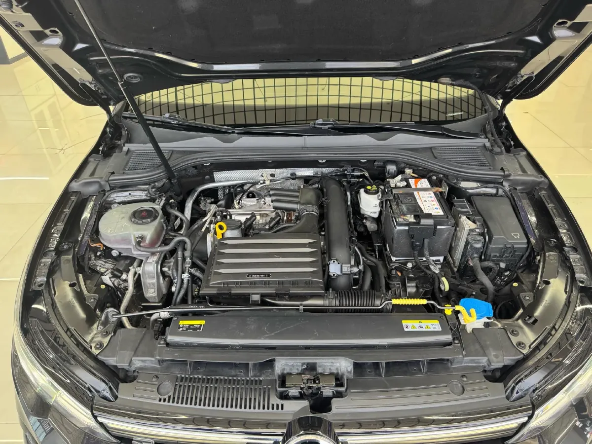 2021 Volkswagen Golf 1.4T 150HP L4 7DCT,autocango,china used car exporter,china ev exporter,chinese used car exporter,chinese used ev exporter