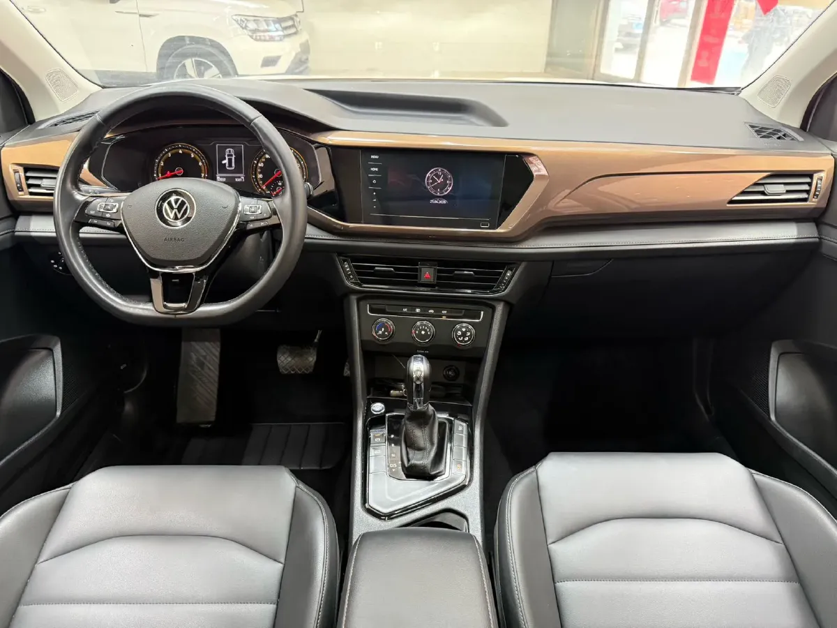 2021 Volkswagen Tharu 1.4T 150HP L4 7DCT,autocango,china used car exporter,china ev exporter,chinese used car exporter,chinese used ev exporter