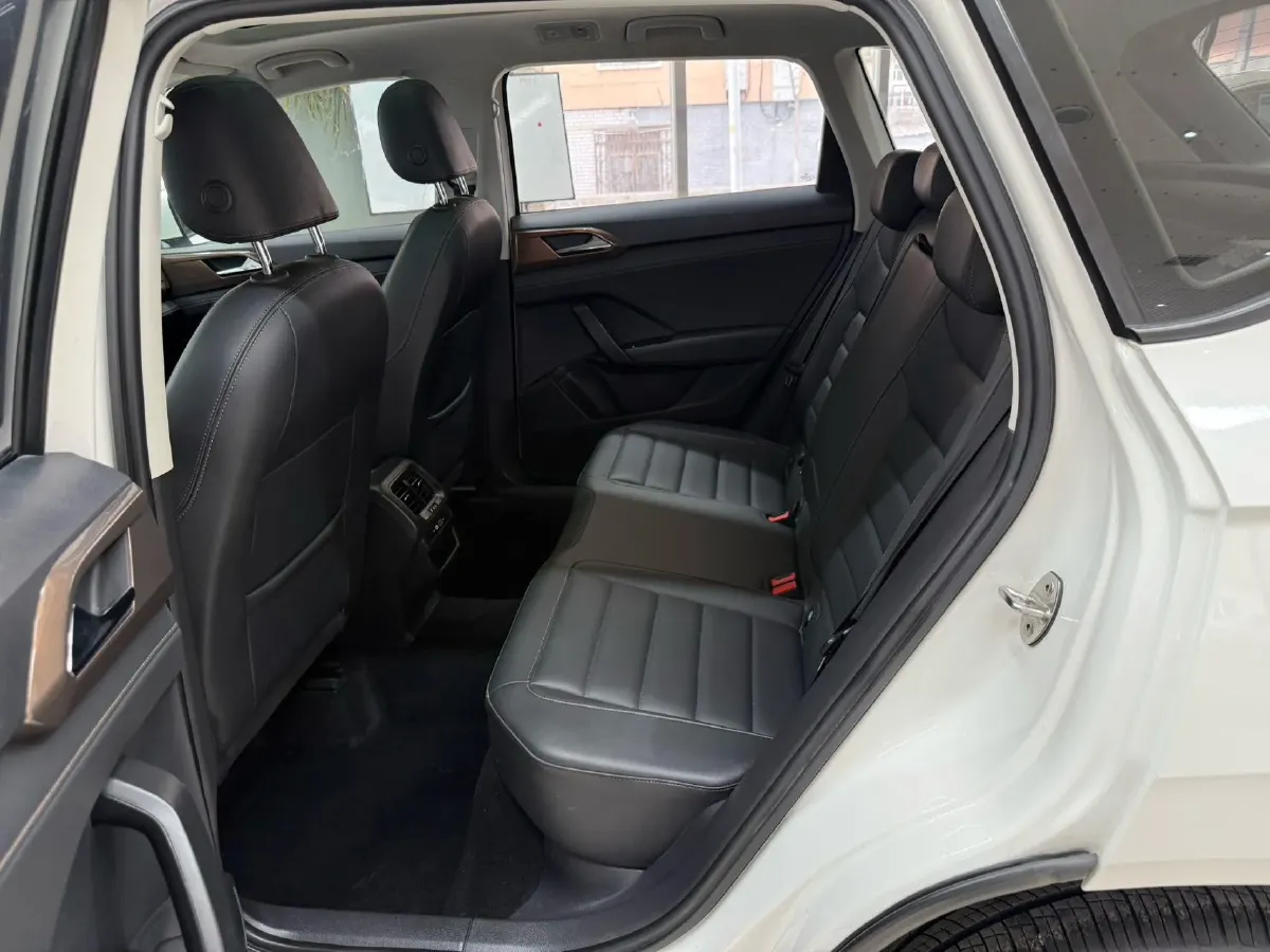 2021 Volkswagen Tharu 1.4T 150HP L4 7DCT,autocango,china used car exporter,china ev exporter,chinese used car exporter,chinese used ev exporter