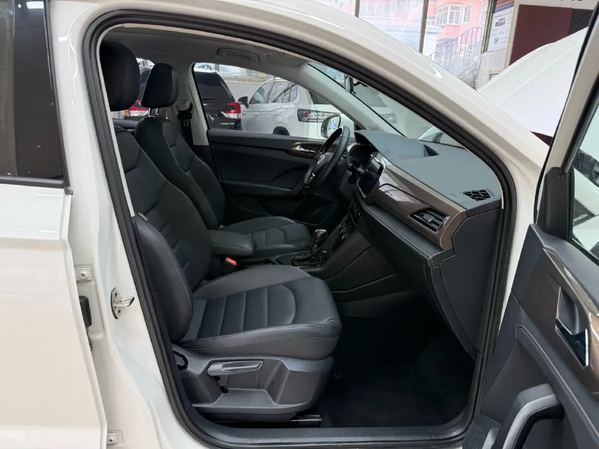 2021 Volkswagen Tharu 1.4T 150HP L4 7DCT,autocango,china used car exporter,china ev exporter,chinese used car exporter,chinese used ev exporter