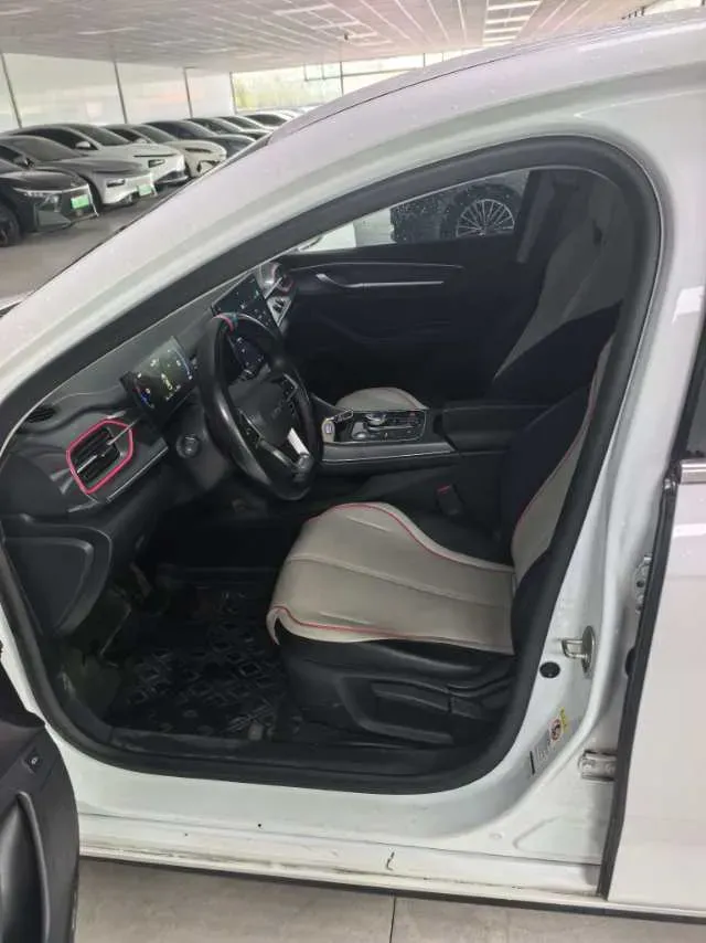 2022 Roewe RX5 MAX 1.5T 181HP L4 6AT,autocango,china used car exporter,china ev exporter,chinese used car exporter,chinese used ev exporter