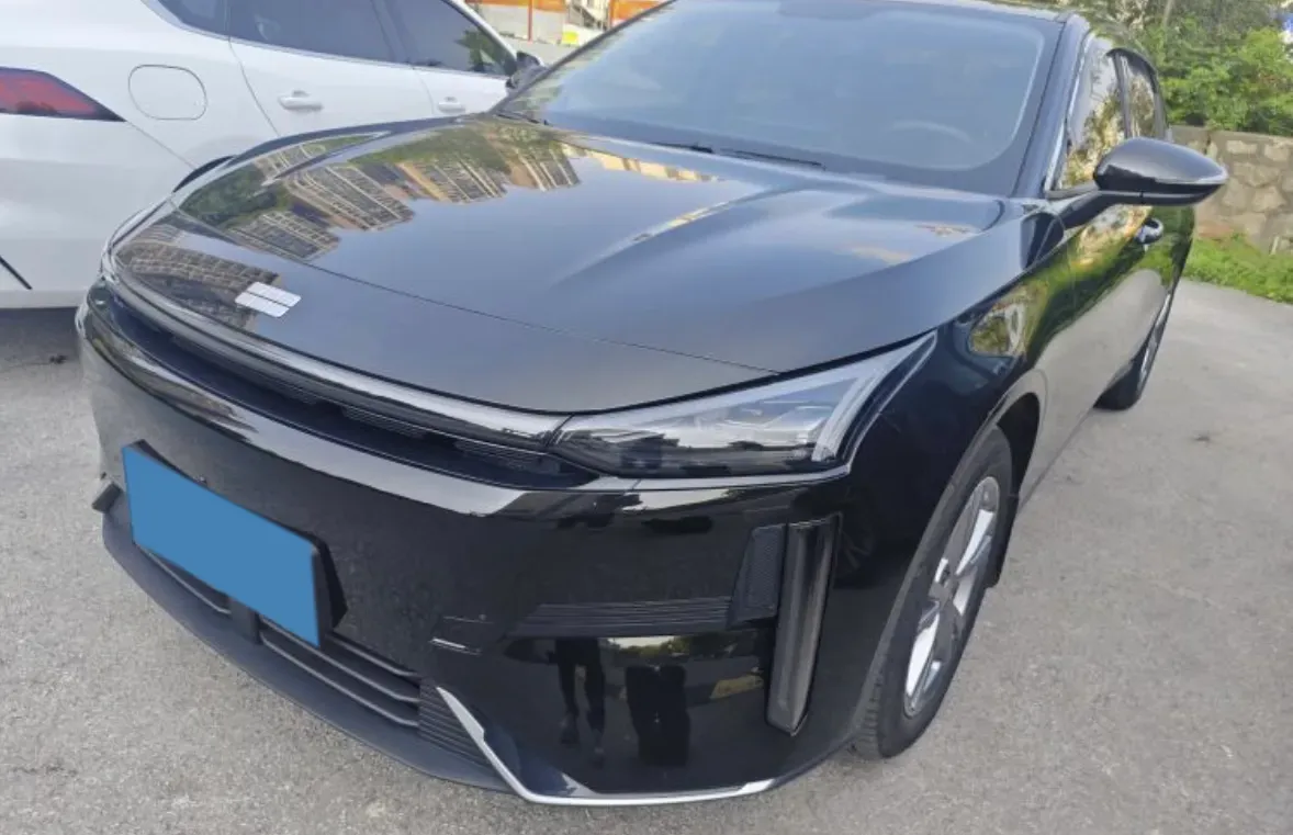 2024 Geely Galaxy L6 1.5T 163HP L4 3DHT PHEV,autocango,china used car exporter,china ev exporter,chinese used car exporter,chinese used ev exporter