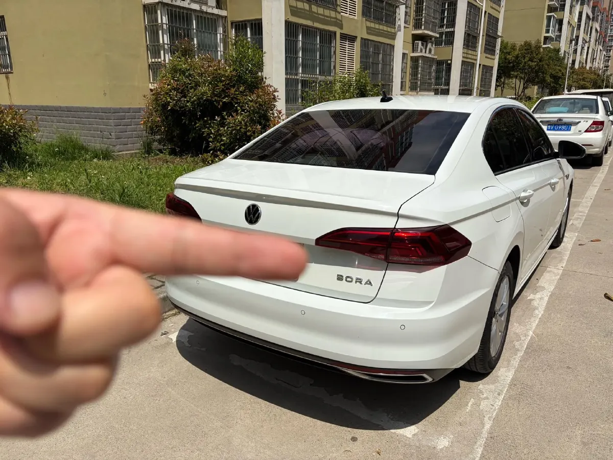 2021 Volkswagen Bora 1.5L 113HP L4 6AT,autocango,china used car exporter,china ev exporter,chinese used car exporter,chinese used ev exporter