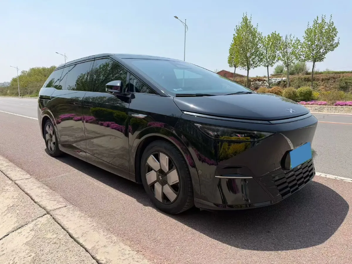 2024 Xpeng X9 BEV 101.5KWH,autocango,china used car exporter,china ev exporter,chinese used car exporter,chinese used ev exporter