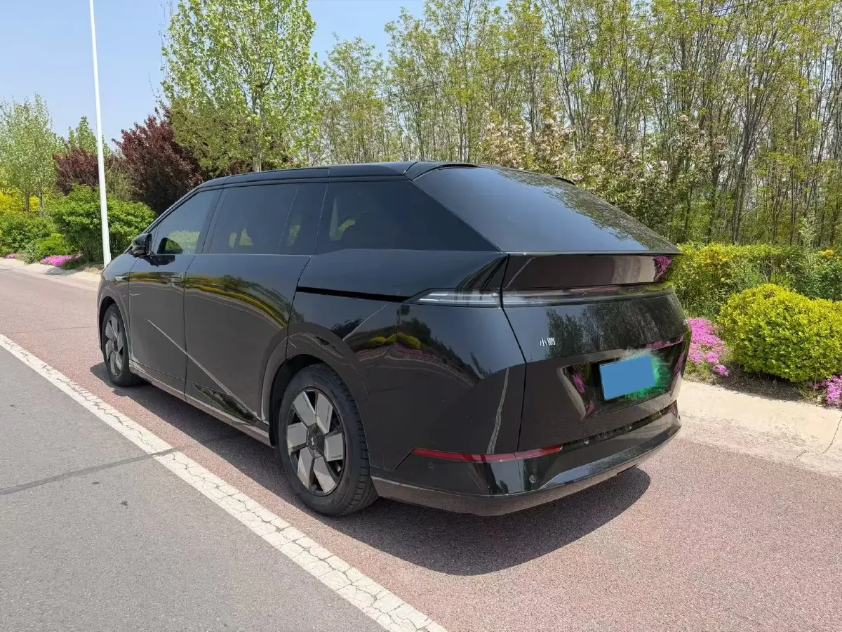 2024 Xpeng X9 BEV 101.5KWH,autocango,china used car exporter,china ev exporter,chinese used car exporter,chinese used ev exporter