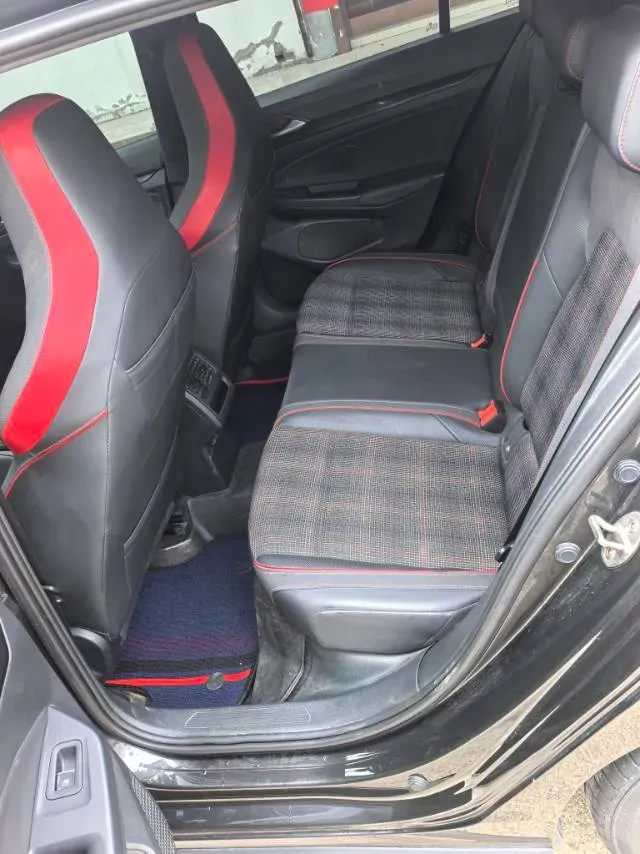 2021 Volkswagen GolfGTI 2.0T 220HP L4 7DCT,autocango,china used car exporter,china ev exporter,chinese used car exporter,chinese used ev exporter