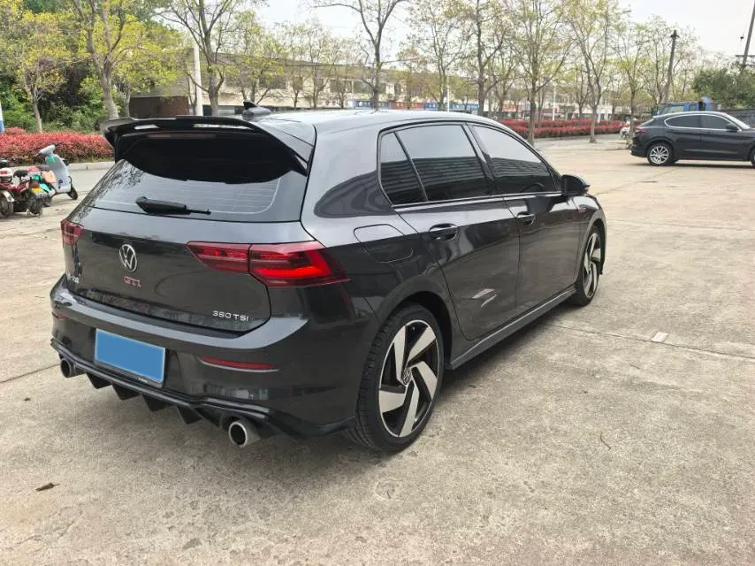 2021 Volkswagen GolfGTI 2.0T 220HP L4 7DCT,autocango,china used car exporter,china ev exporter,chinese used car exporter,chinese used ev exporter