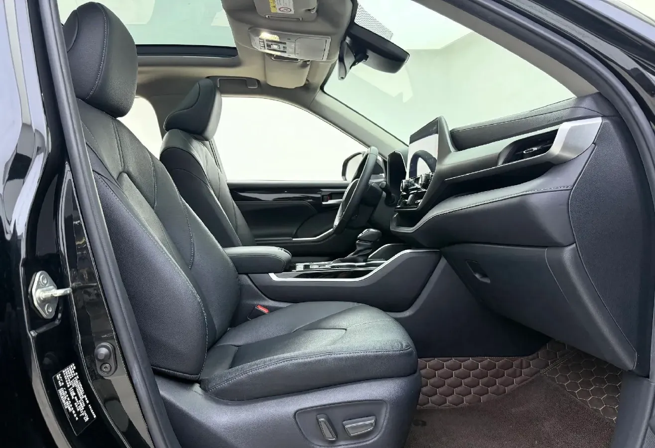 2022 Toyota Highlander 2.5L 192HP L4 E-CVT Hybrid,autocango,china used car exporter,china ev exporter,chinese used car exporter,chinese used ev exporter