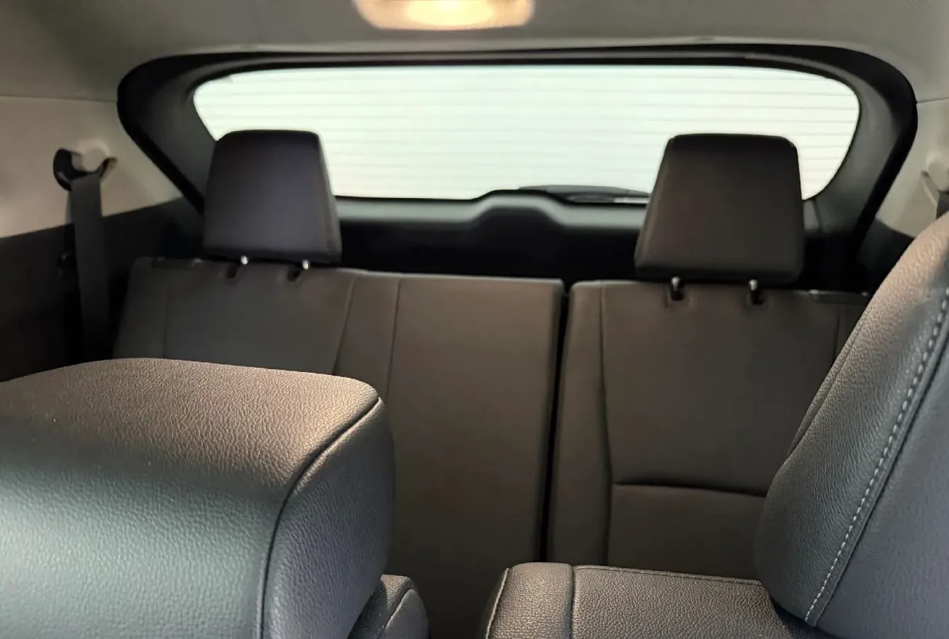 2022 Toyota Highlander 2.5L 192HP L4 E-CVT Hybrid,autocango,china used car exporter,china ev exporter,chinese used car exporter,chinese used ev exporter