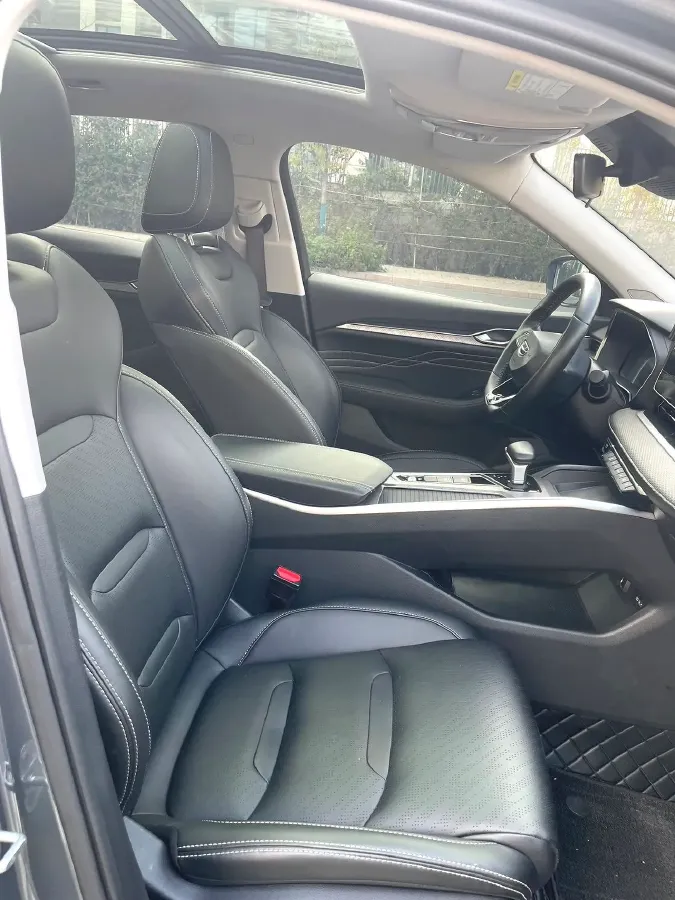 2023 Geely Preface 2.0T 190HP L4 7DCT,autocango,china used car exporter,china ev exporter,chinese used car exporter,chinese used ev exporter