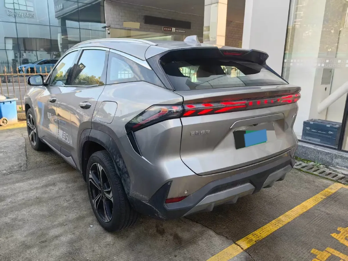 2025 Geely Galaxy L7 1.5L 112HP L4 1DHT PHEV 18.4KWH,autocango,china used car exporter,china ev exporter,chinese used car exporter,chinese used ev exporter