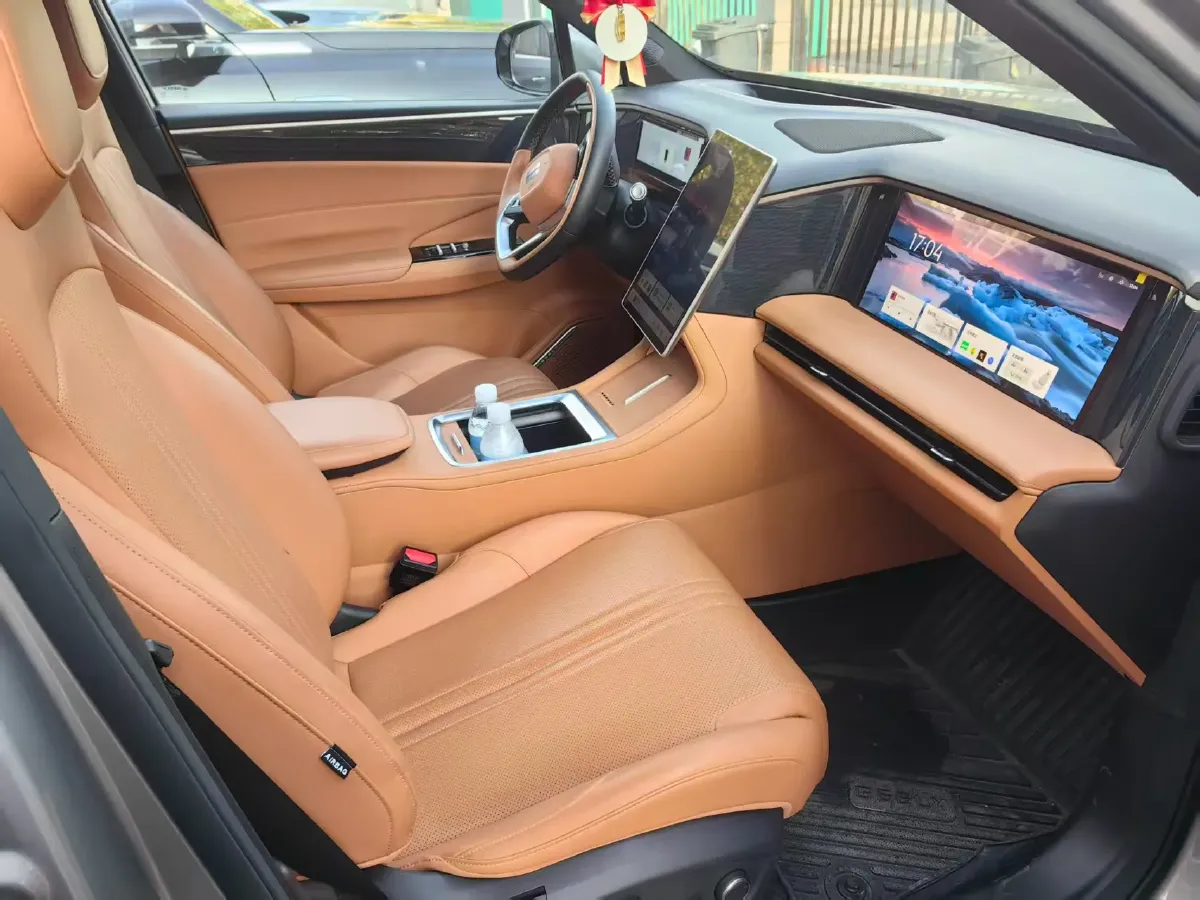 2025 Geely Galaxy L7 1.5L 112HP L4 1DHT PHEV 18.4KWH,autocango,china used car exporter,china ev exporter,chinese used car exporter,chinese used ev exporter