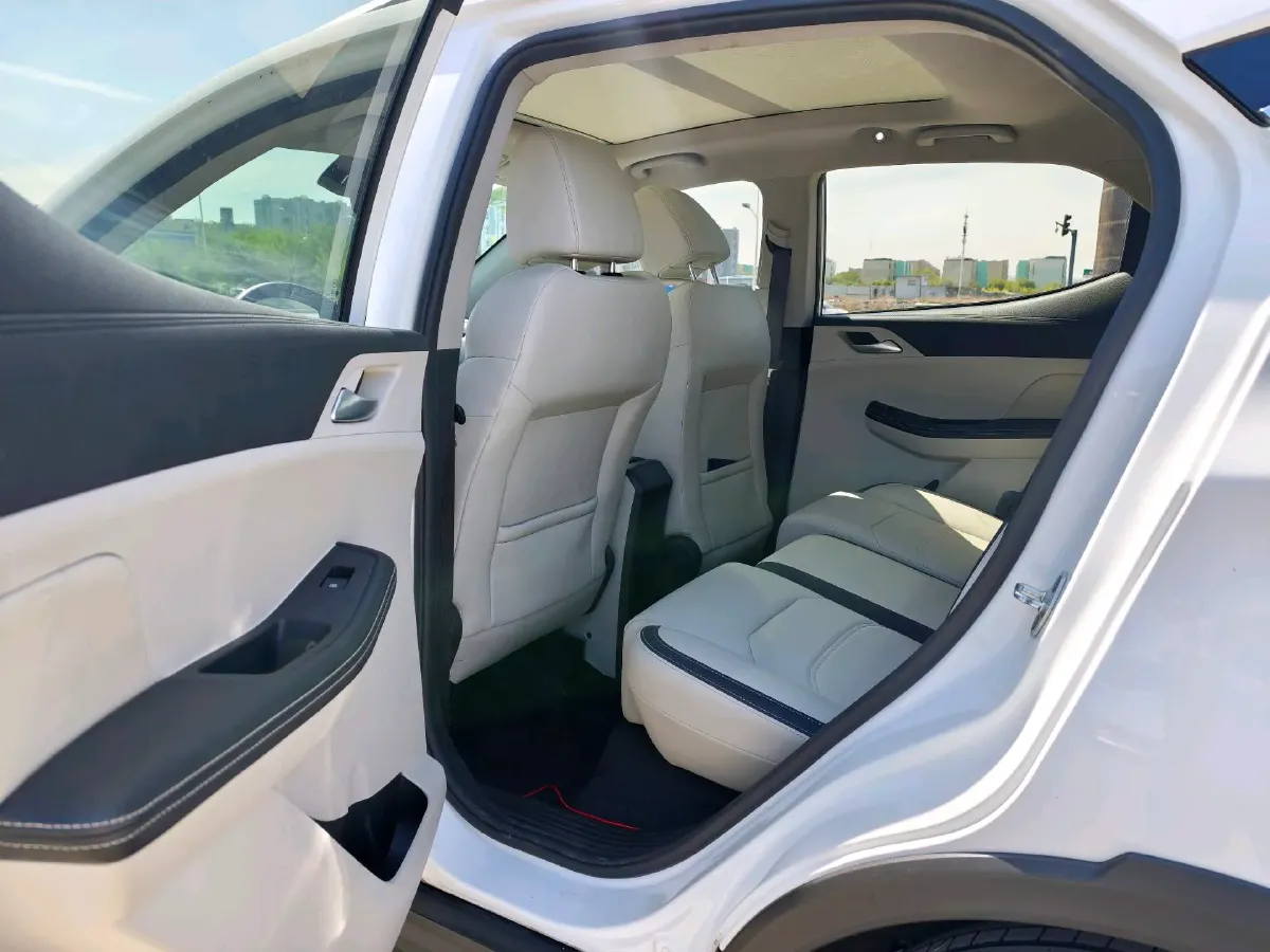 2021 BYD Song Pro 1.5T 160HP L4 7DCT,autocango,china used car exporter,china ev exporter,chinese used car exporter,chinese used ev exporter