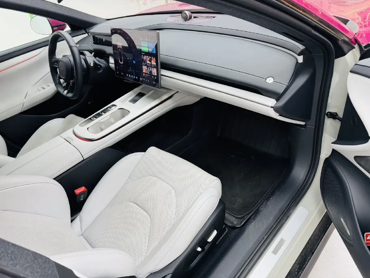 2024 MI SU7 BEV 73.6KWH,autocango,china used car exporter,china ev exporter,chinese used car exporter,chinese used ev exporter