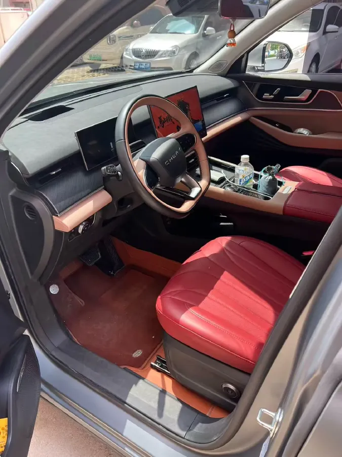 2024 Chery Tiggo8L 2.0T 254HP L4 8AT,autocango,china used car exporter,china ev exporter,chinese used car exporter,chinese used ev exporter