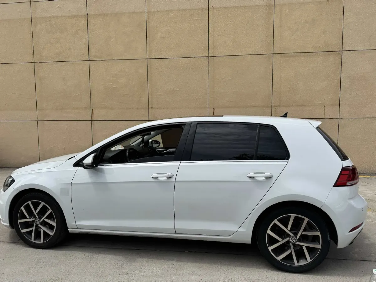 2020 Volkswagen Golf 1.4T 150HP L4 7DCT,autocango,china used car exporter,china ev exporter,chinese used car exporter,chinese used ev exporter