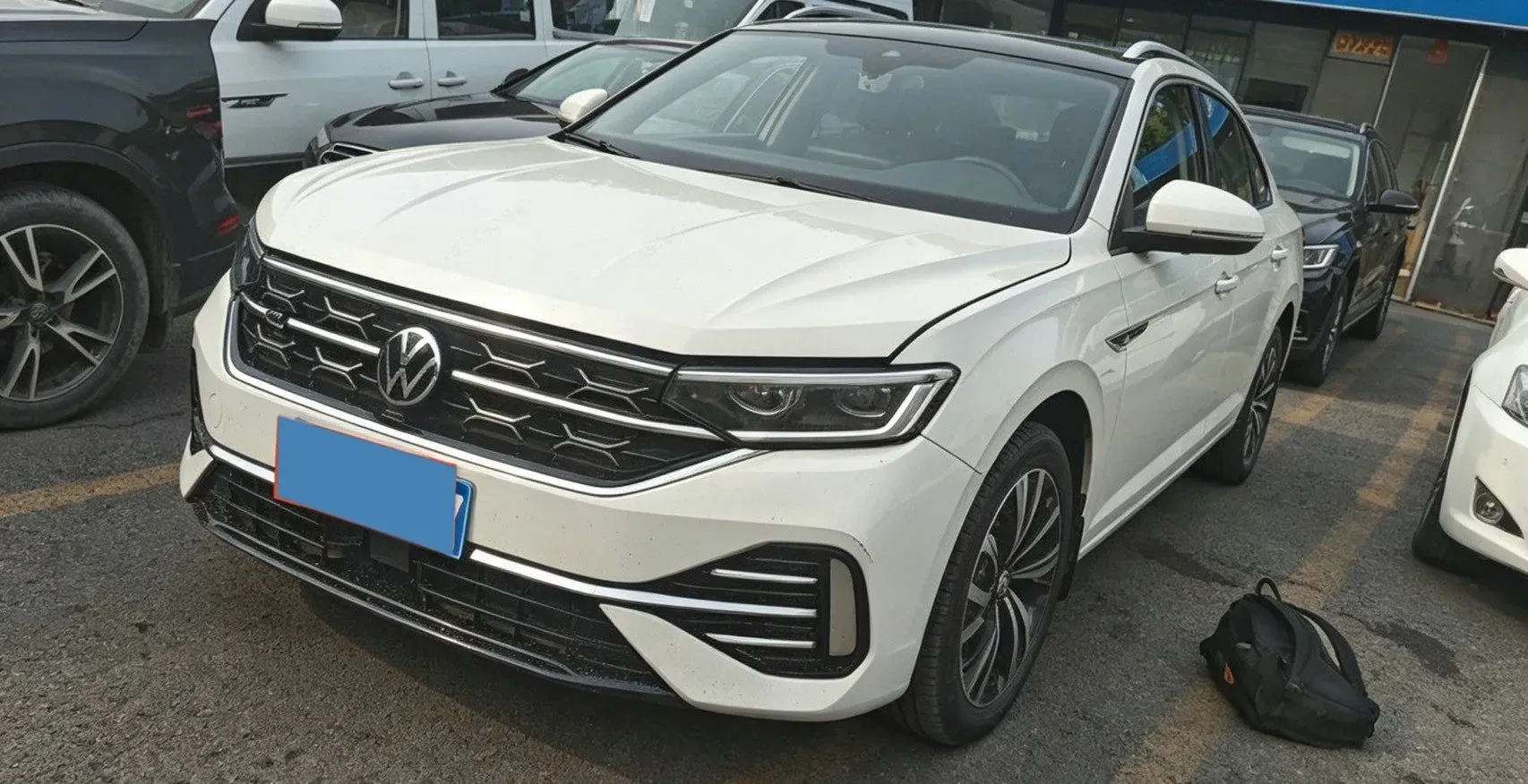 2023 Volkswagen Tayron 2.0T 220HP L4 7DCT,autocango,china used car exporter,china ev exporter,chinese used car exporter,chinese used ev exporter