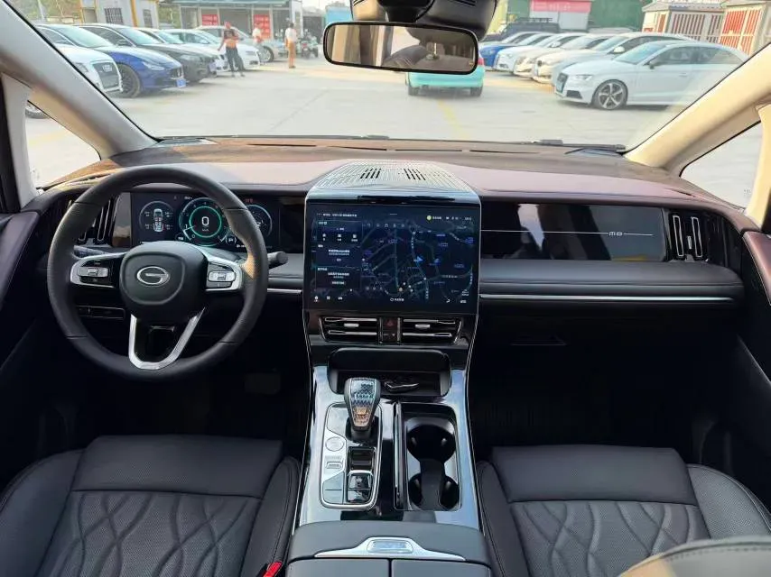 2024 GAC Trumpchi M8 2.0T 252HP L4 8AT,autocango,china used car exporter,china ev exporter,chinese used car exporter,chinese used ev exporter